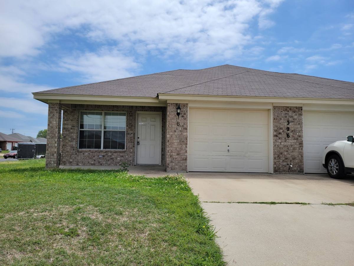 Apartment for rent at 326 N 10th St, Nolanville, TX 76559