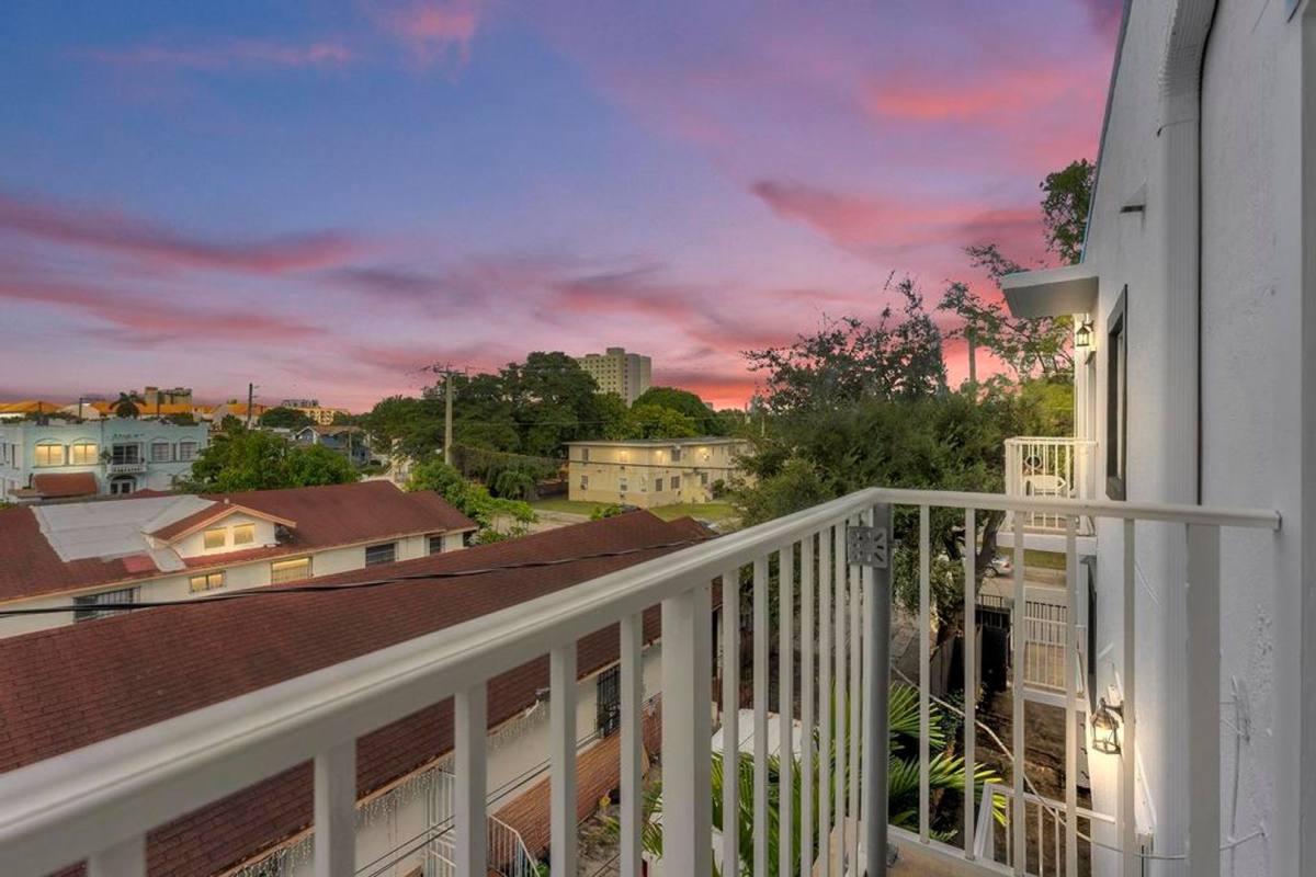Apartment for rent at 948 SW 3rd St, Miami, FL 33130