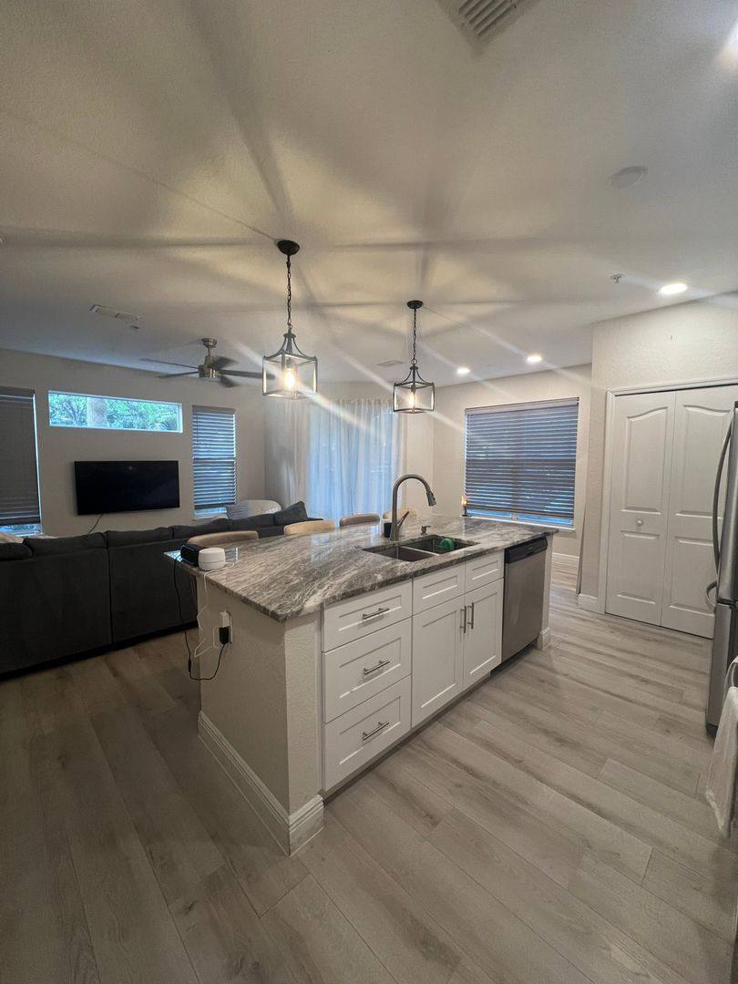 Apartment for rent at 2718 Maitland Crossing Way, Orlando, FL 32810