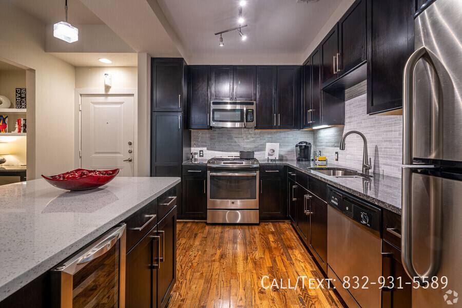 Apartment for rent at 3070 San Felipe St #29WD1, Houston, TX 77019