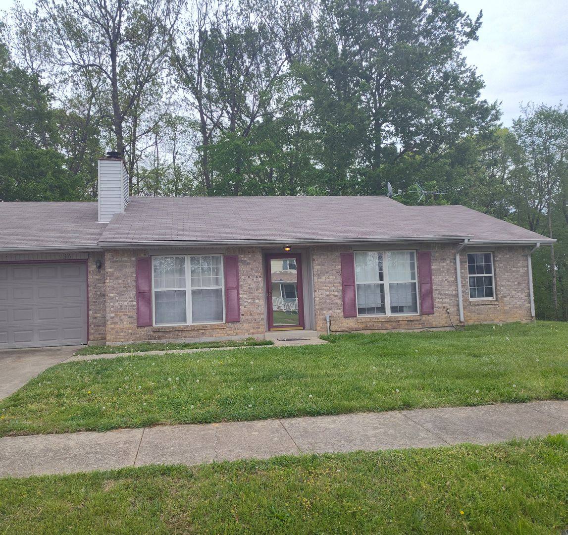 House for rent at 136 Wintergreen Dr, Radcliff, KY 40160