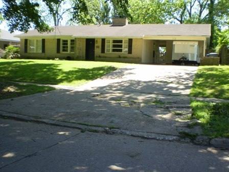 House for rent at 143 Carroll St, Shreveport, LA 71105