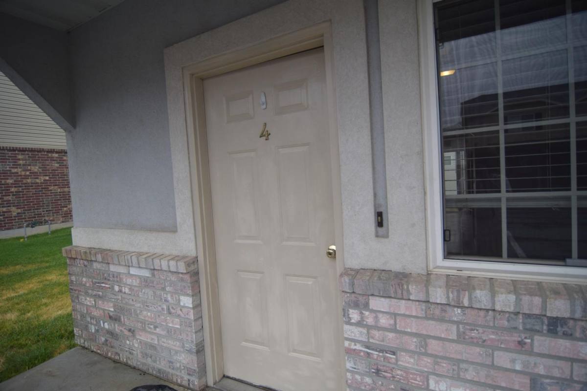 Townhouse for rent at 1391 N 240 W, Logan, UT 84341