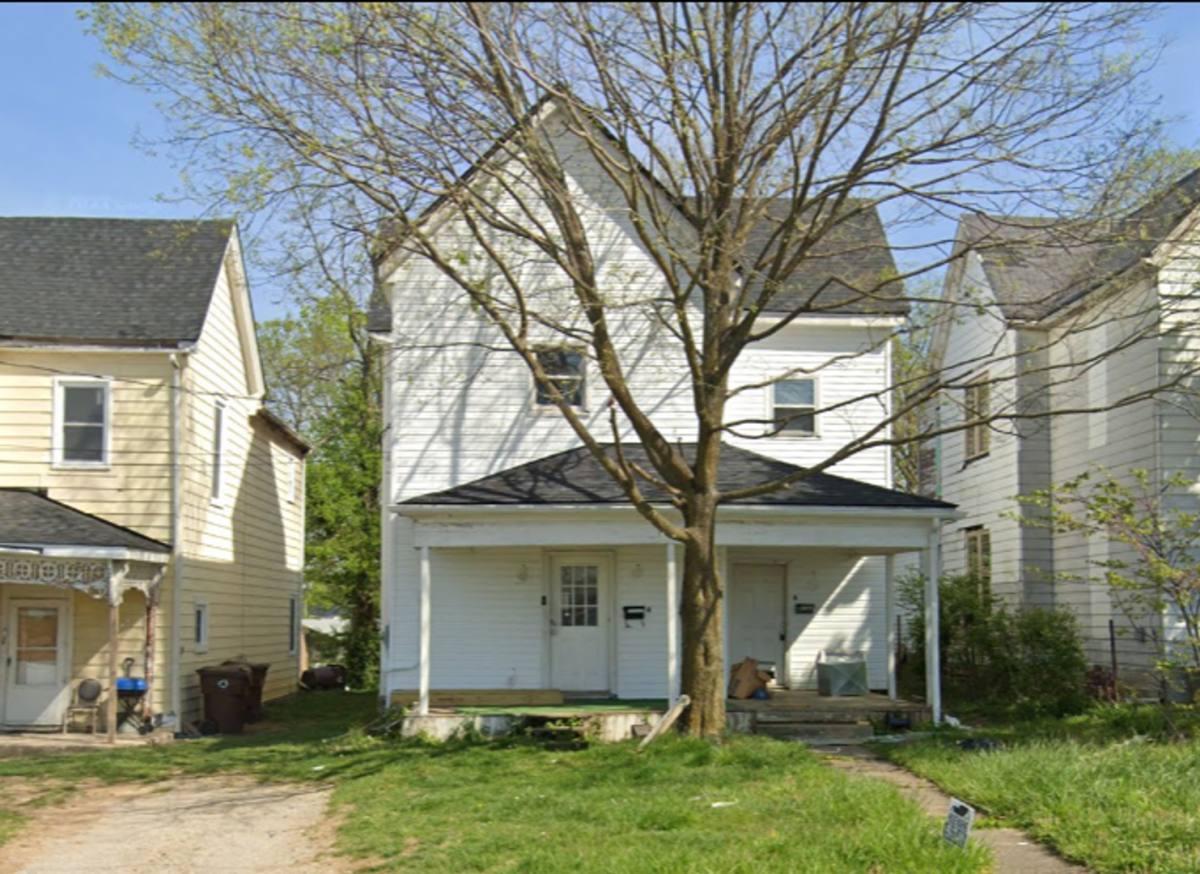 Apartment for rent at 135 Winn Ave, Winchester, KY 40391