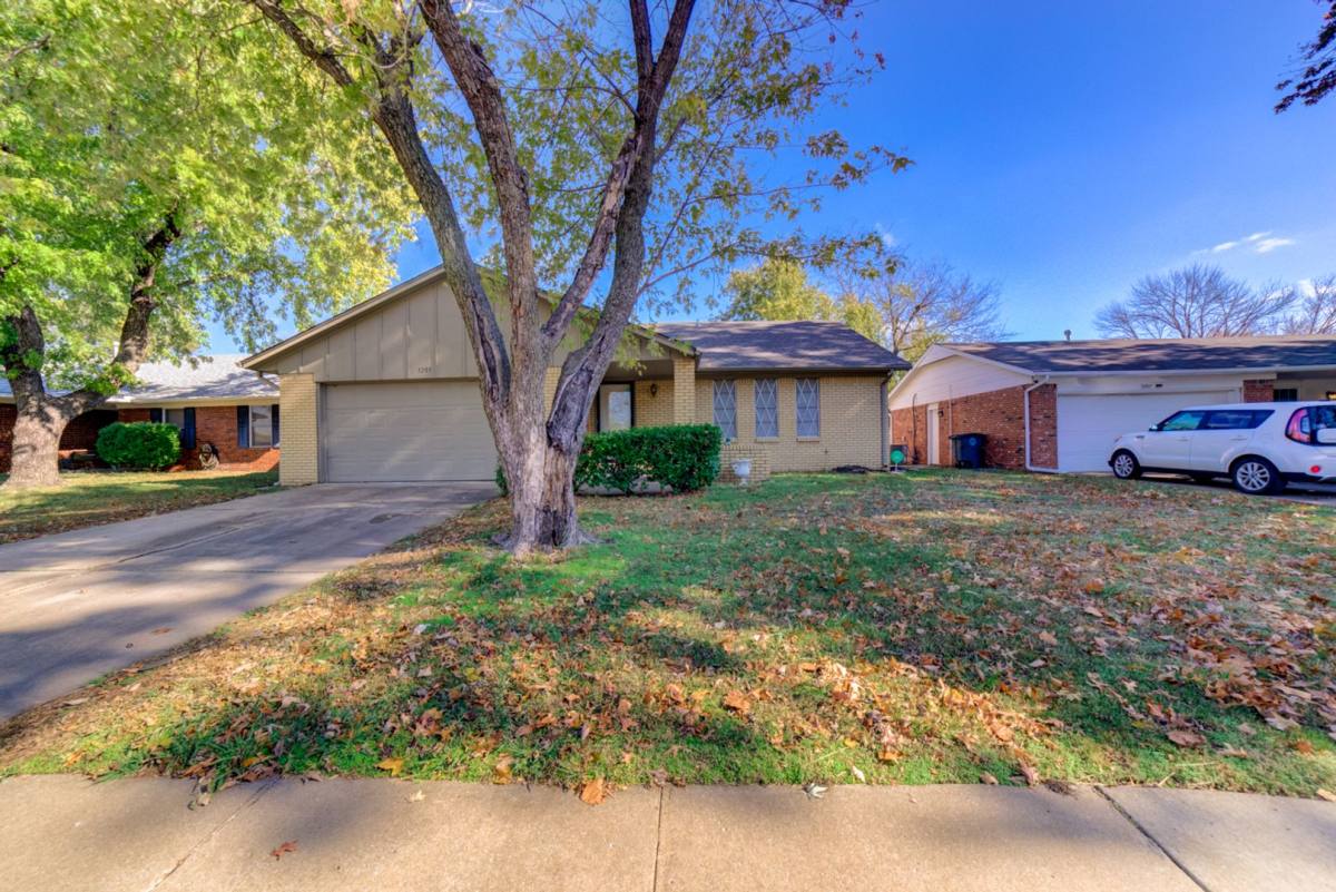 House for rent at 3203 S 117th E Ave, Tulsa, OK 74146