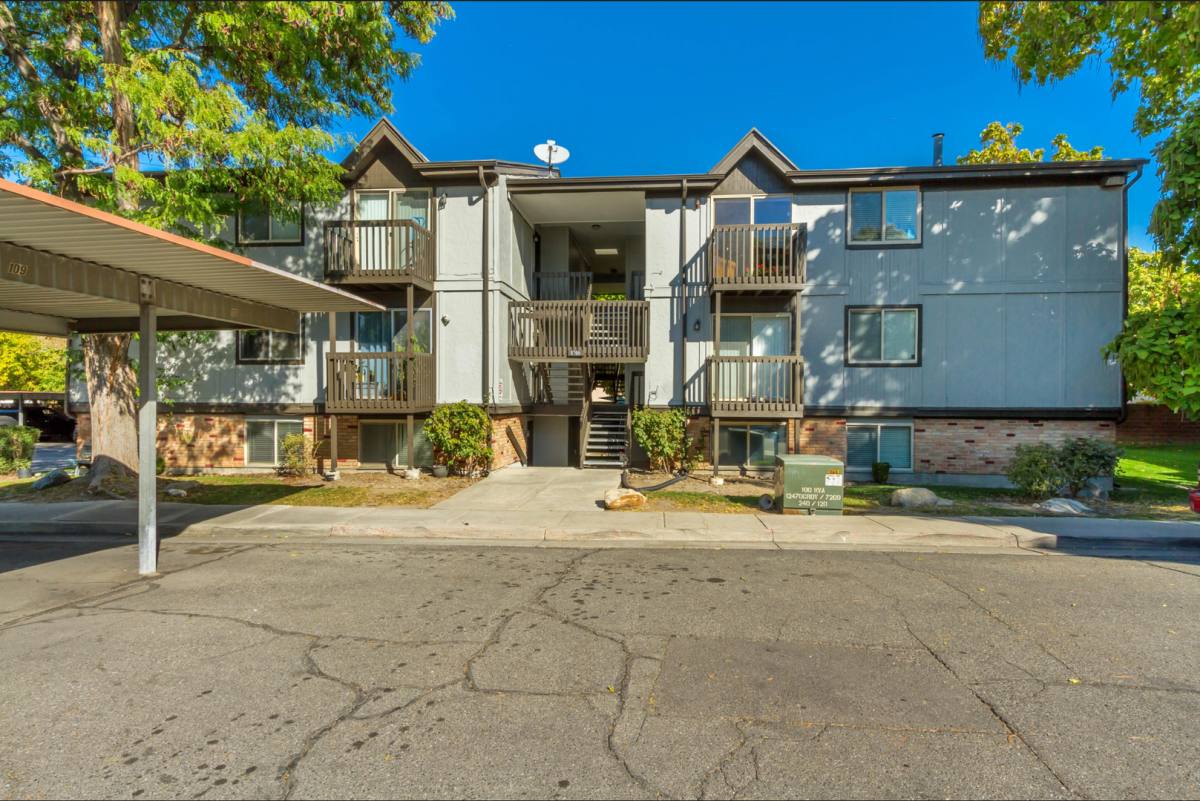 Condo for rent at 5700 S 900 E #8, Salt Lake City, UT 84121