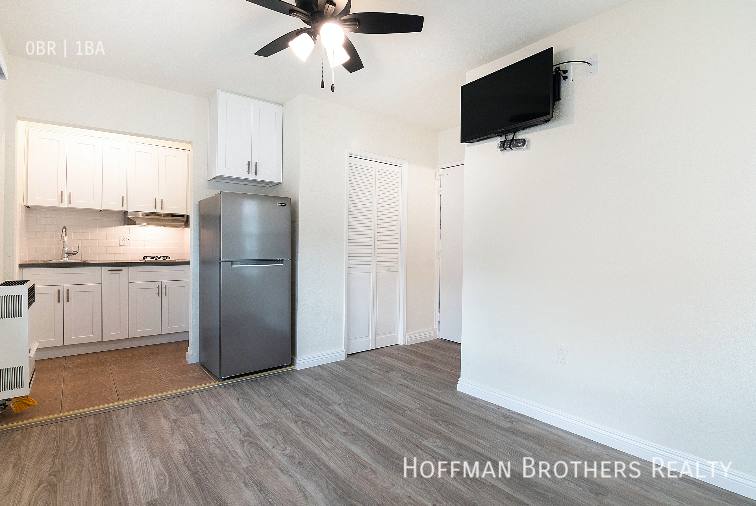 Apartment for rent at 1734 Wilton Place #5, Los Angeles, CA 90028