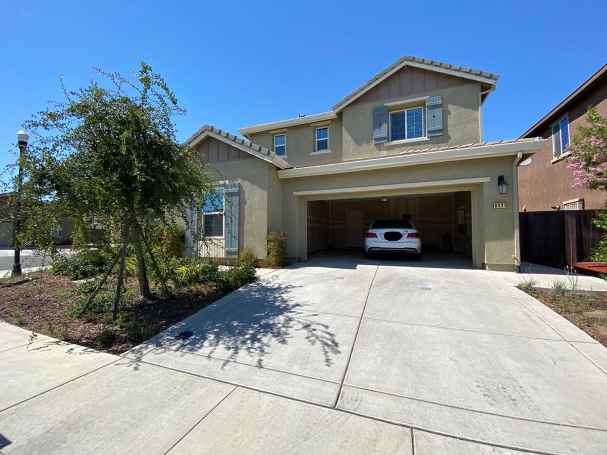 House for rent at 8421 Calhay Way, Elk Grove, CA 95757