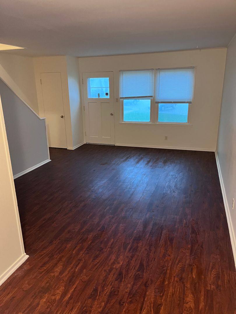 Apartment for rent at 702 - 740 River Park Dr, Waverly, IA 50677