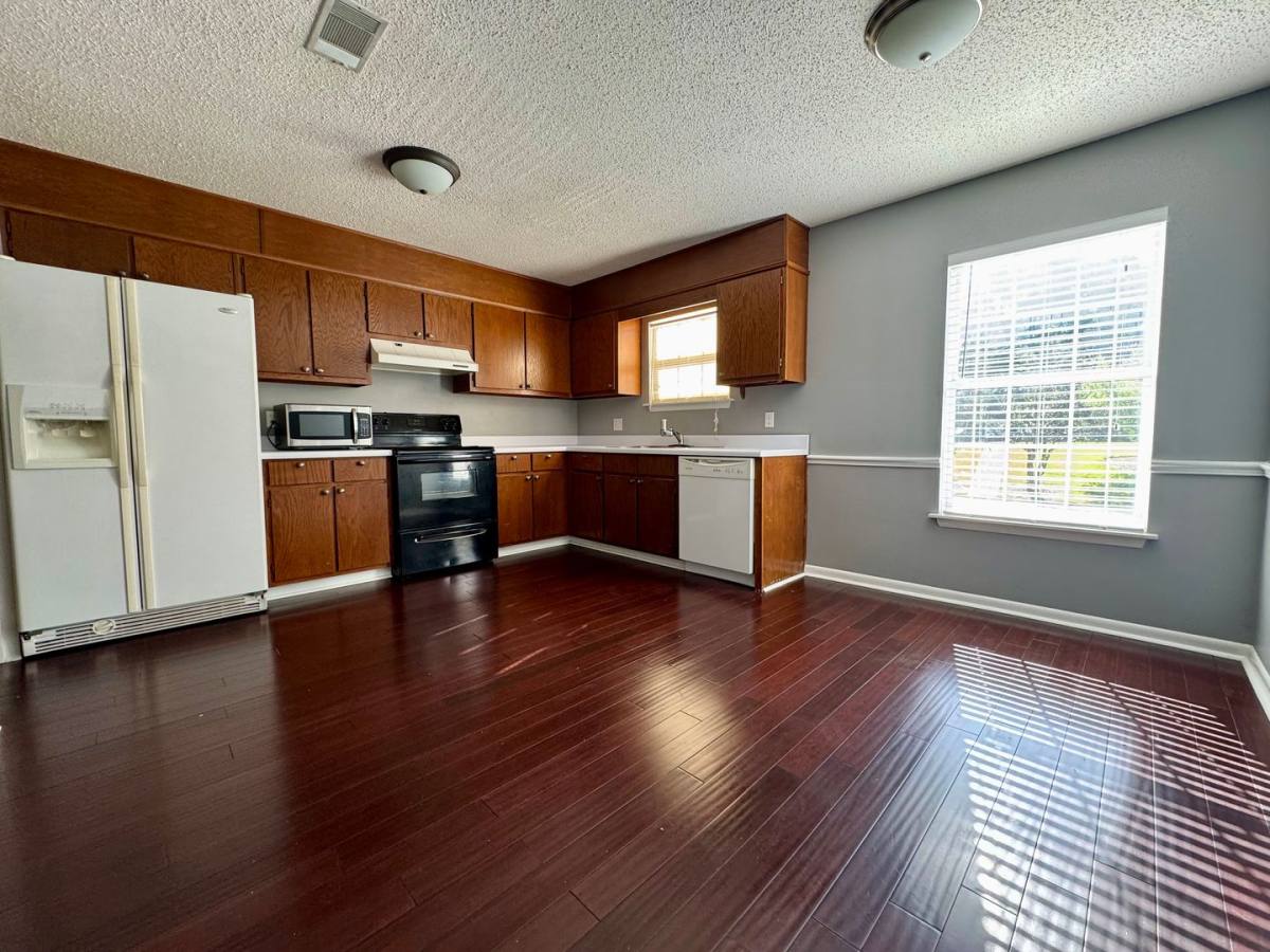 Apartment for rent at 166 E University Dr #K201, Auburn, AL 36832