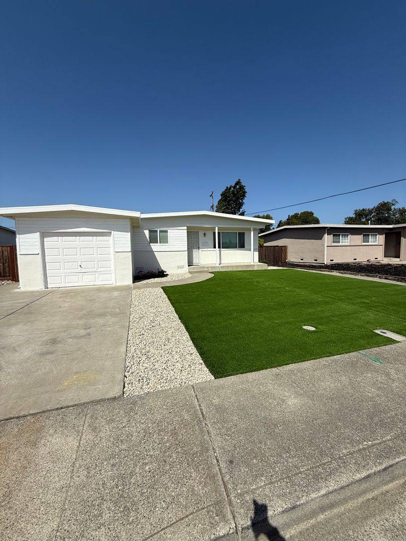 House for rent at 2101 Nottingham Dr, Fairfield, CA 94533