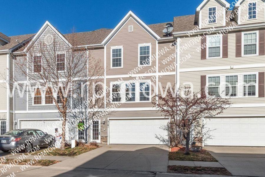 Townhouse for rent at 3181 SW Sharmin Lane, Ankeny, IA 50023