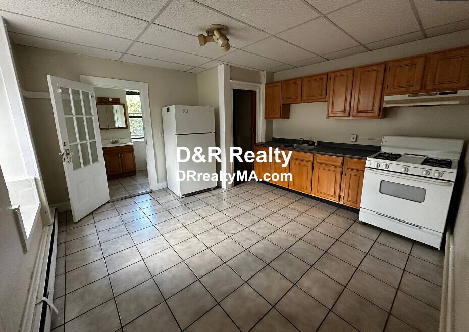 Apartment for rent at 1795 Harvard St #3, Cambridge, MA 02138