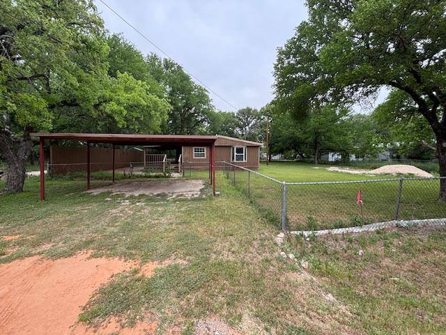 House for rent at 418 Cockatoo Rd, Granbury, TX 76049