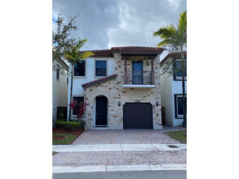 House for rent at 10336 NW 70th Terrace, Miami, FL 33178