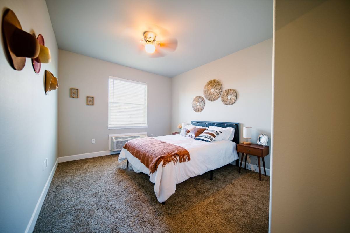 Apartment for rent at 1392 SE Yarrow Ave, Madras, OR 97741