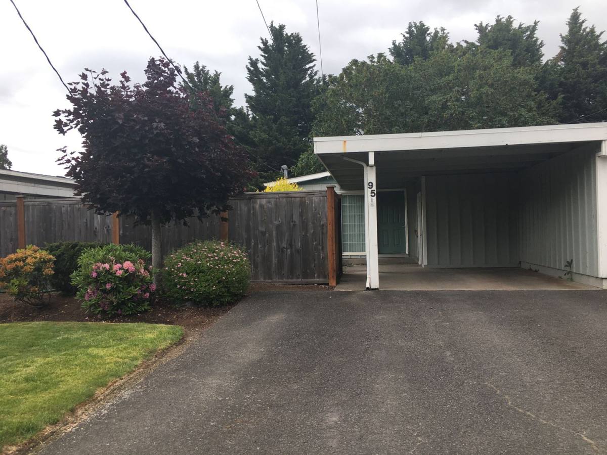 Apartment for rent at 93 95 Hamilton, Eugene, OR 97404