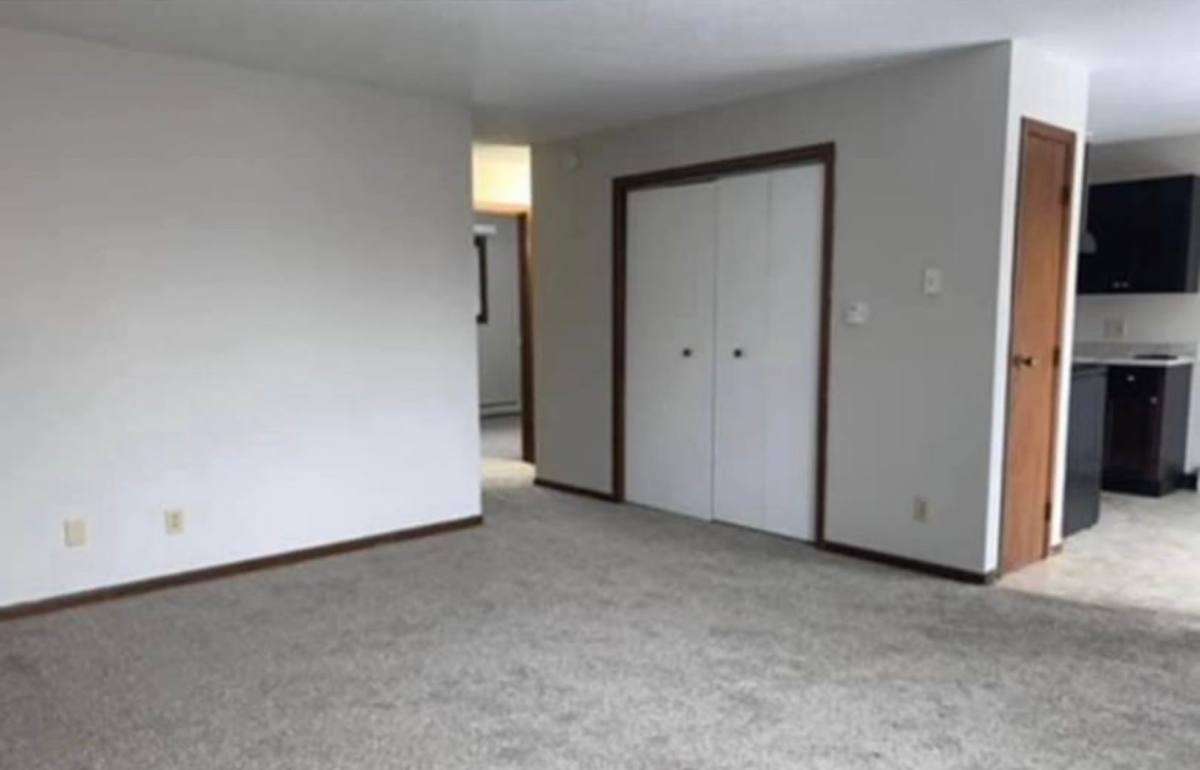 Apartment for rent at 800 N Omaha Ave, Sioux Falls, SD 57103