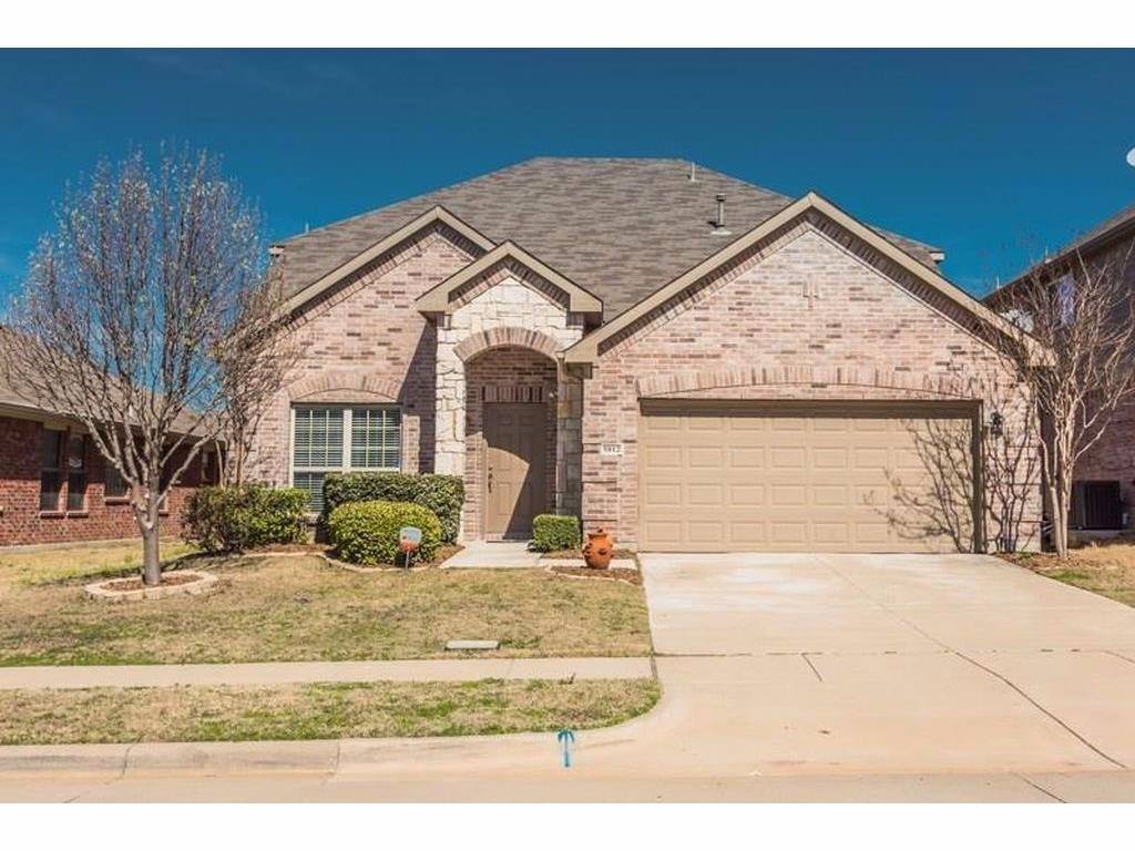 House for rent at 5812 Lodgestone Dr, McKinney, TX 75070