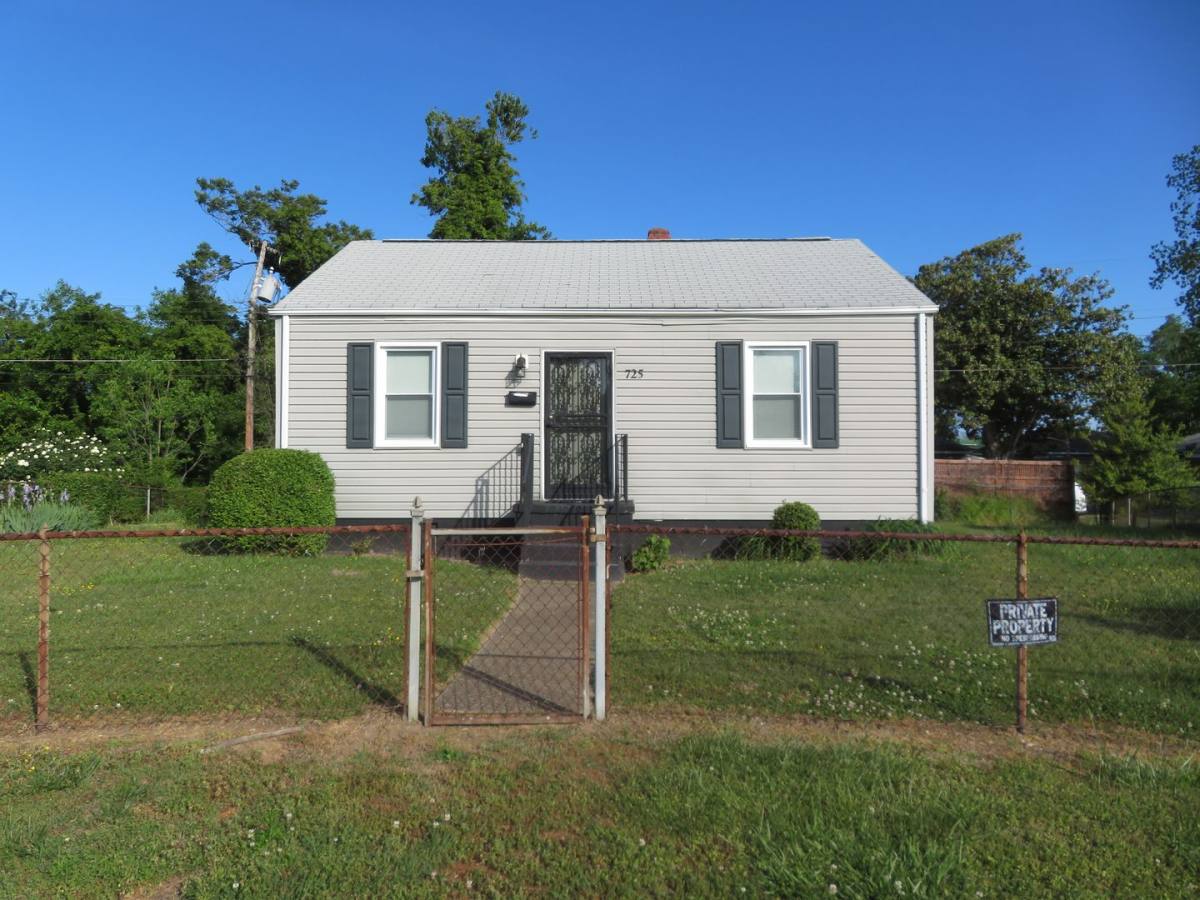 House for rent at 725 Court St, Petersburg, VA 23803