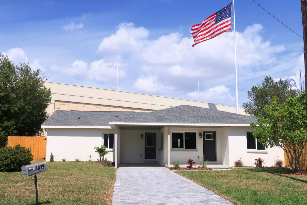 House for rent at 4019 W Lemon St, Tampa, FL 33609