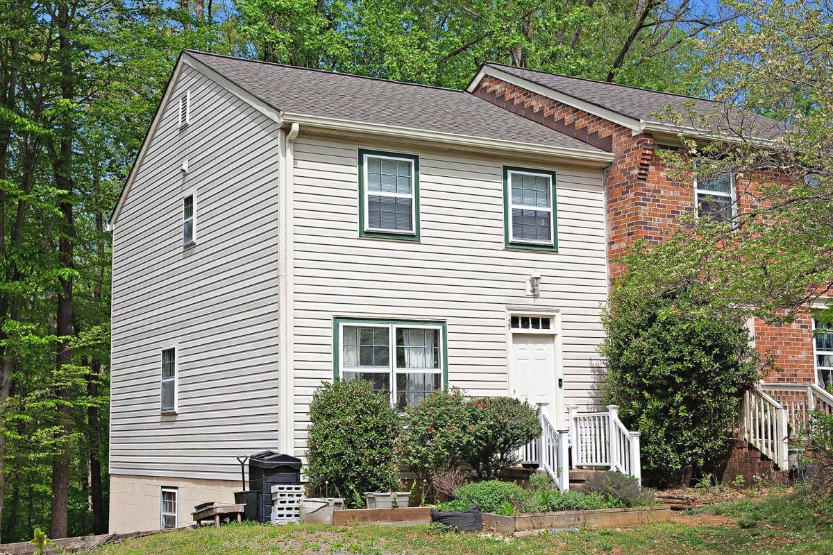 Townhouse for rent at 137 Quince Lane, Charlottesville, VA 22902