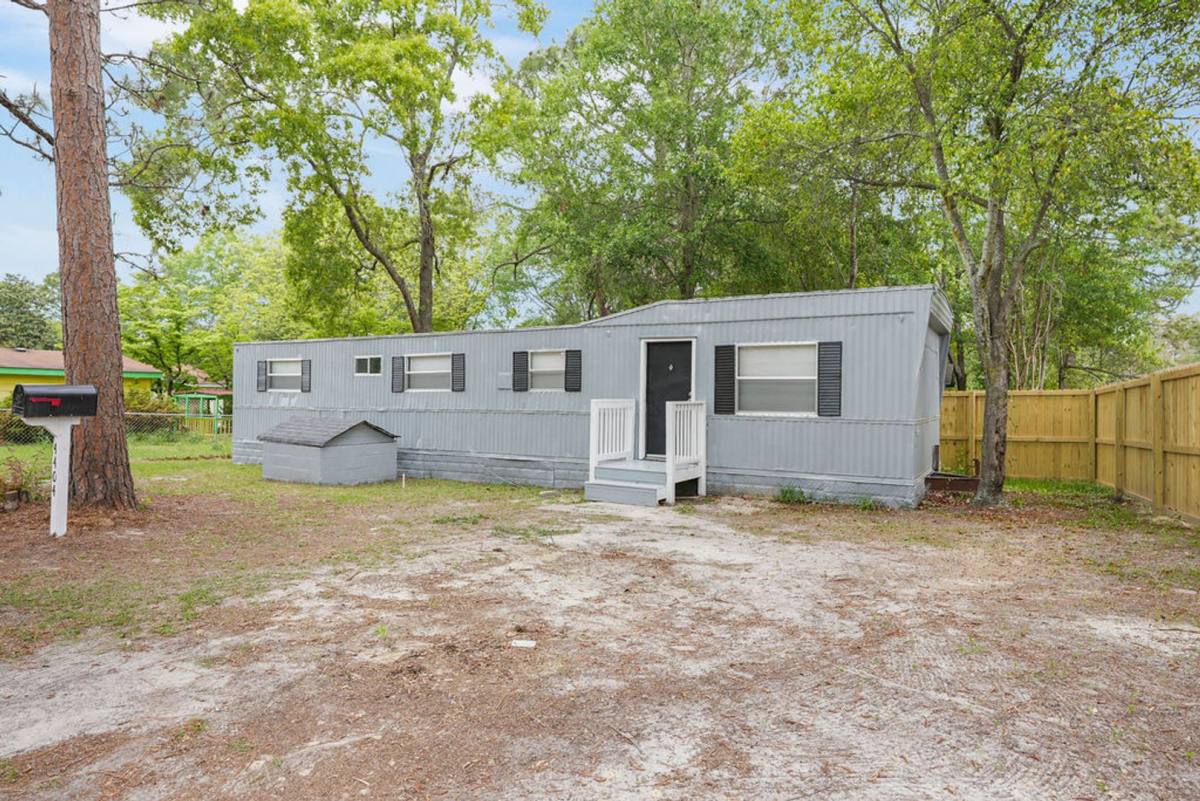 House for rent at 4404 Piedmont Ave, Fayetteville, NC 28306