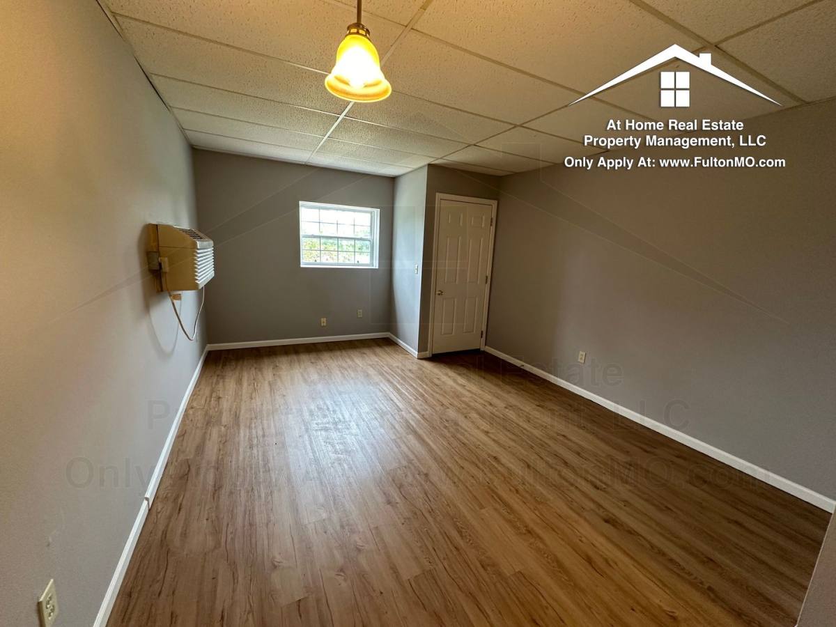 Apartment for rent at 700 Churchill Rd, Fulton, MO 65251
