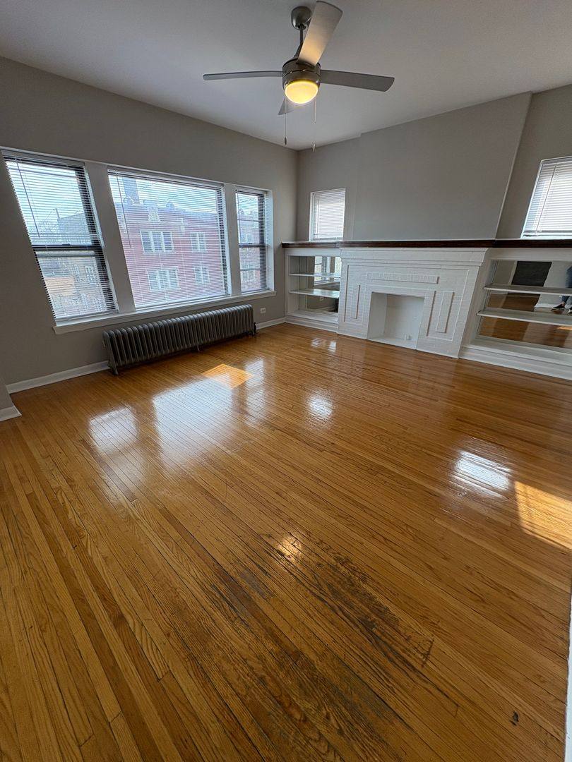 5700 W Washington, Chicago, IL 60644