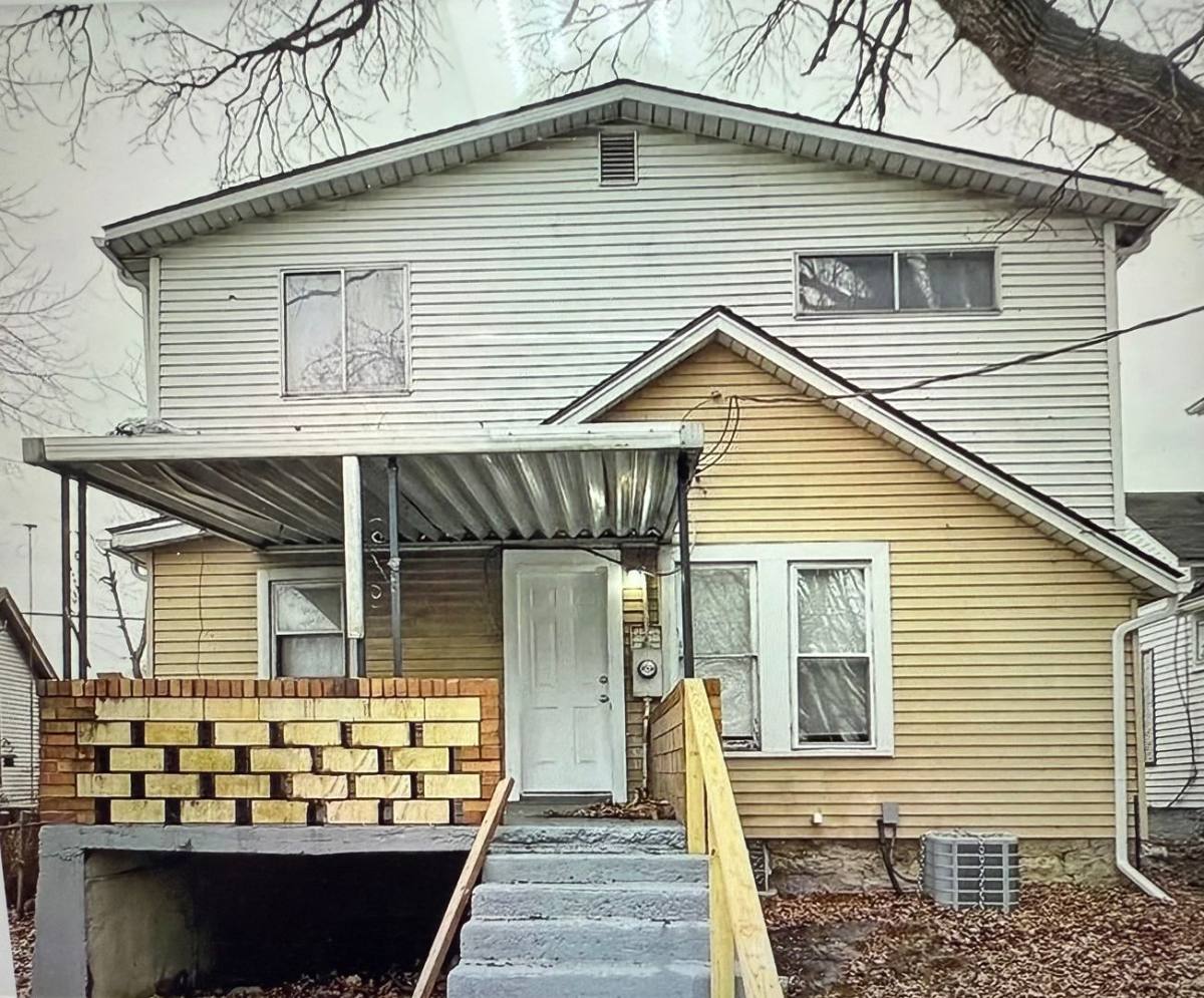 House for rent at 294 Cincinnati Ave, Xenia, OH 45385