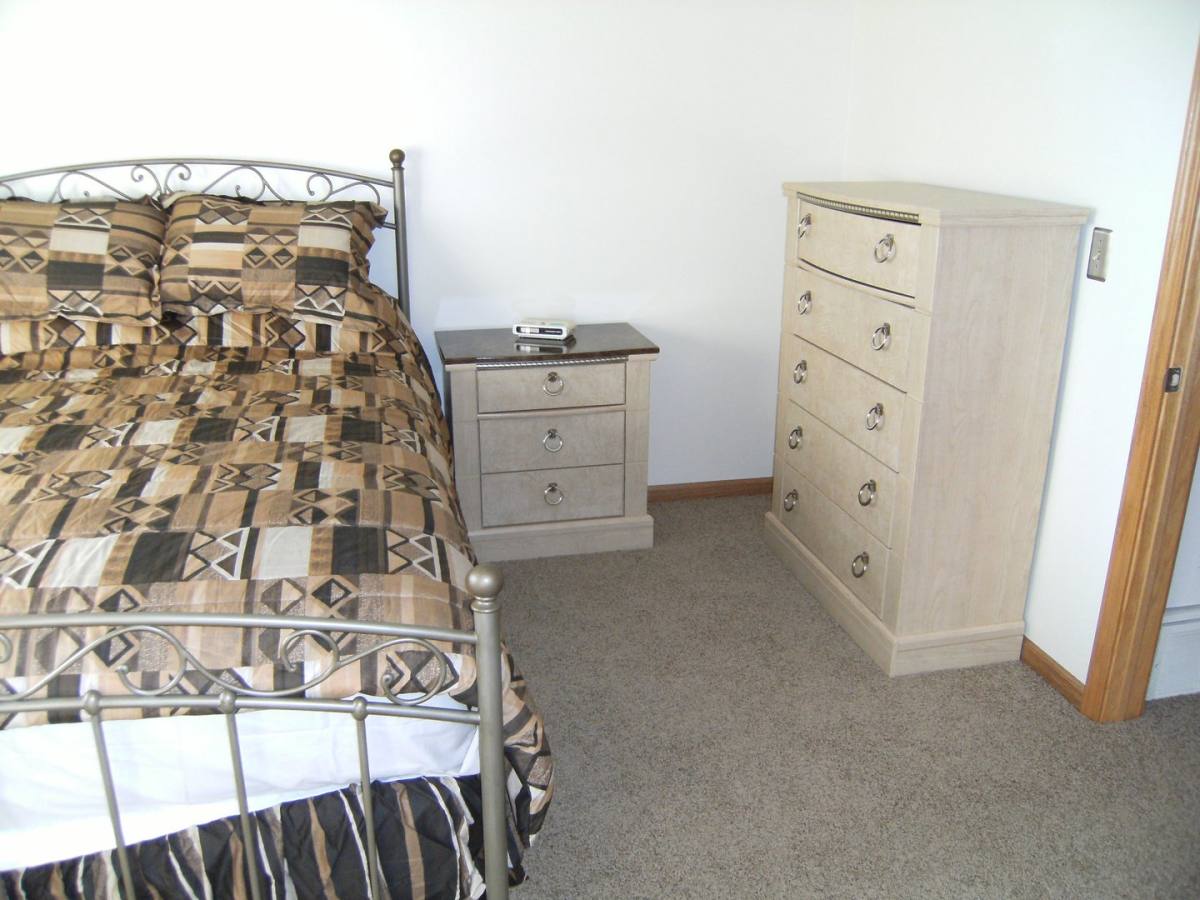 Apartment for rent at 8320-8330 California St, Omaha, NE 68114