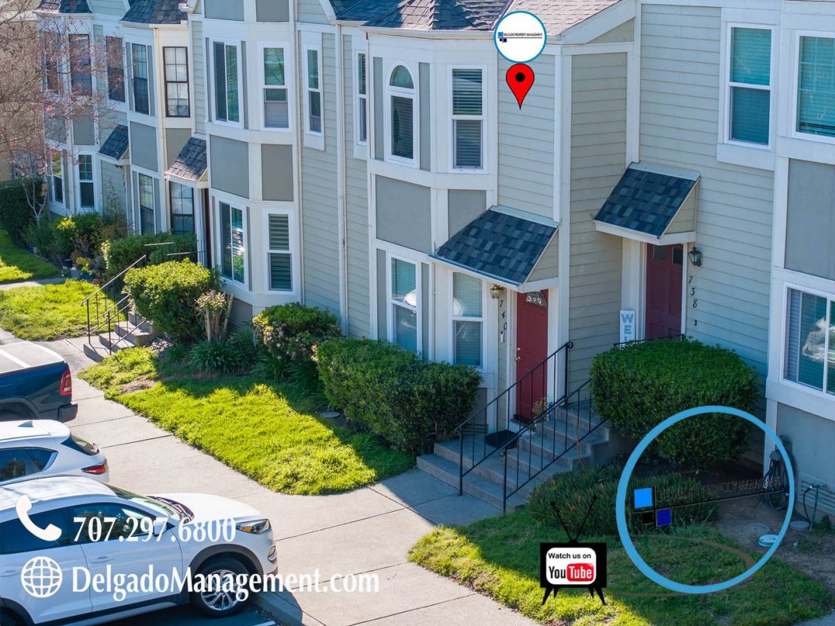 Townhouse for rent at 740 Military E, Benicia, CA 94510