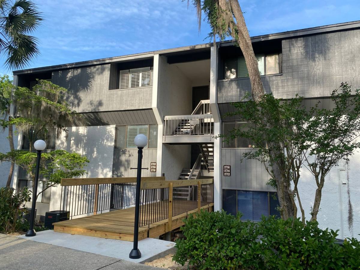 Condo for rent at 2712 SW 14th Dr, Gainesville, FL 32608