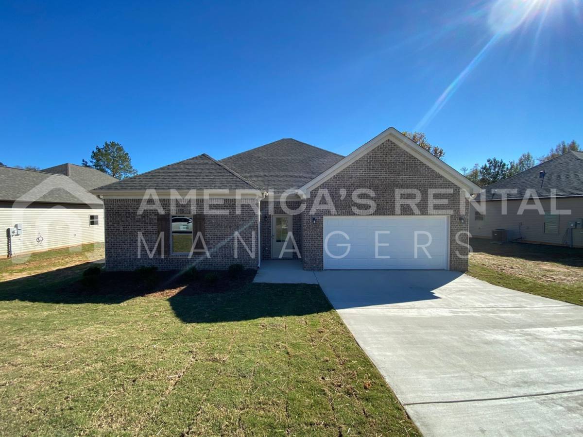 House for rent at 145 White Oak Circle, Lincoln, AL 35096