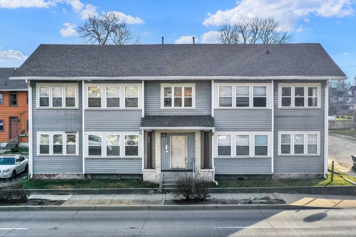 Apartment for rent at 633 E 38th St, Indianapolis, IN 46205