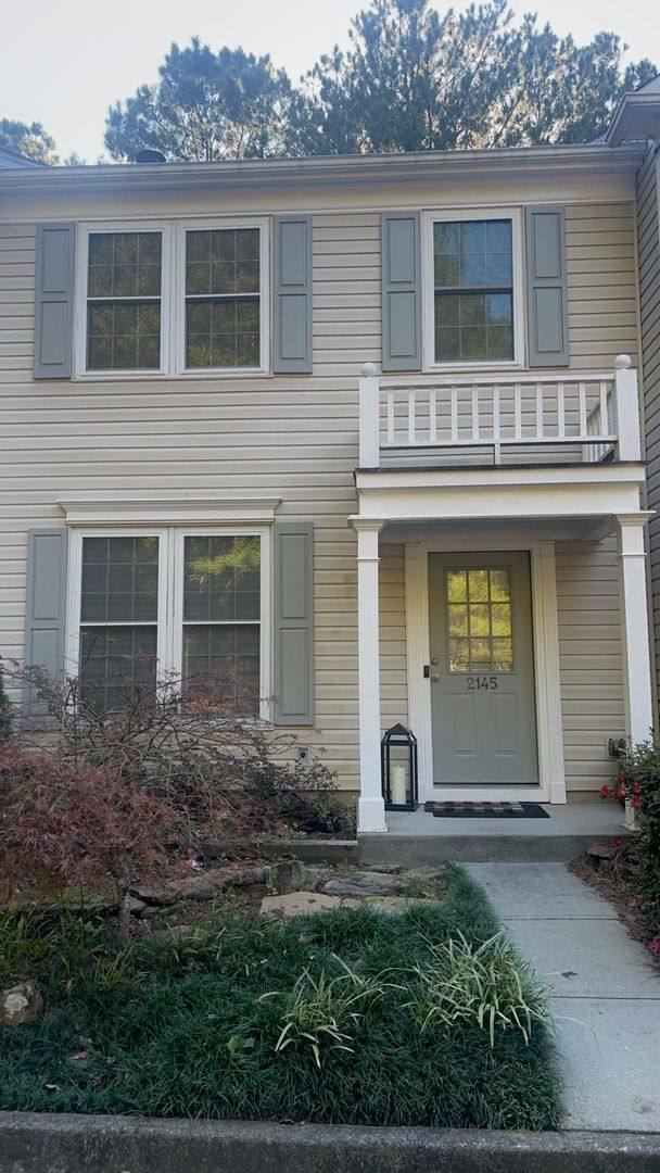 Townhouse for rent at 2145 Whitestone Place, Alpharetta, GA 30005