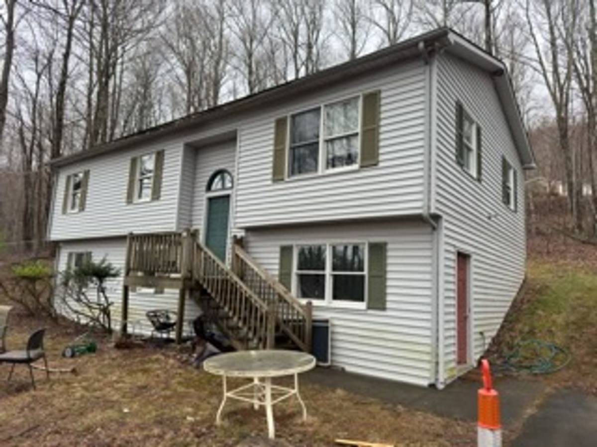House for rent at 1023 Rainbow Trail, Boone, NC 28607