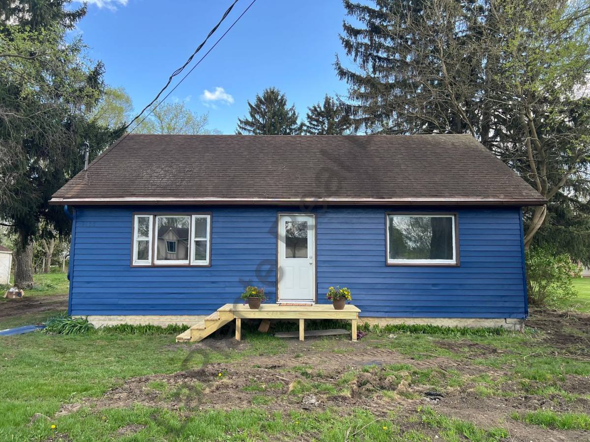 House for rent at 9155 Maumee Western Rd, Monclova, OH 43542