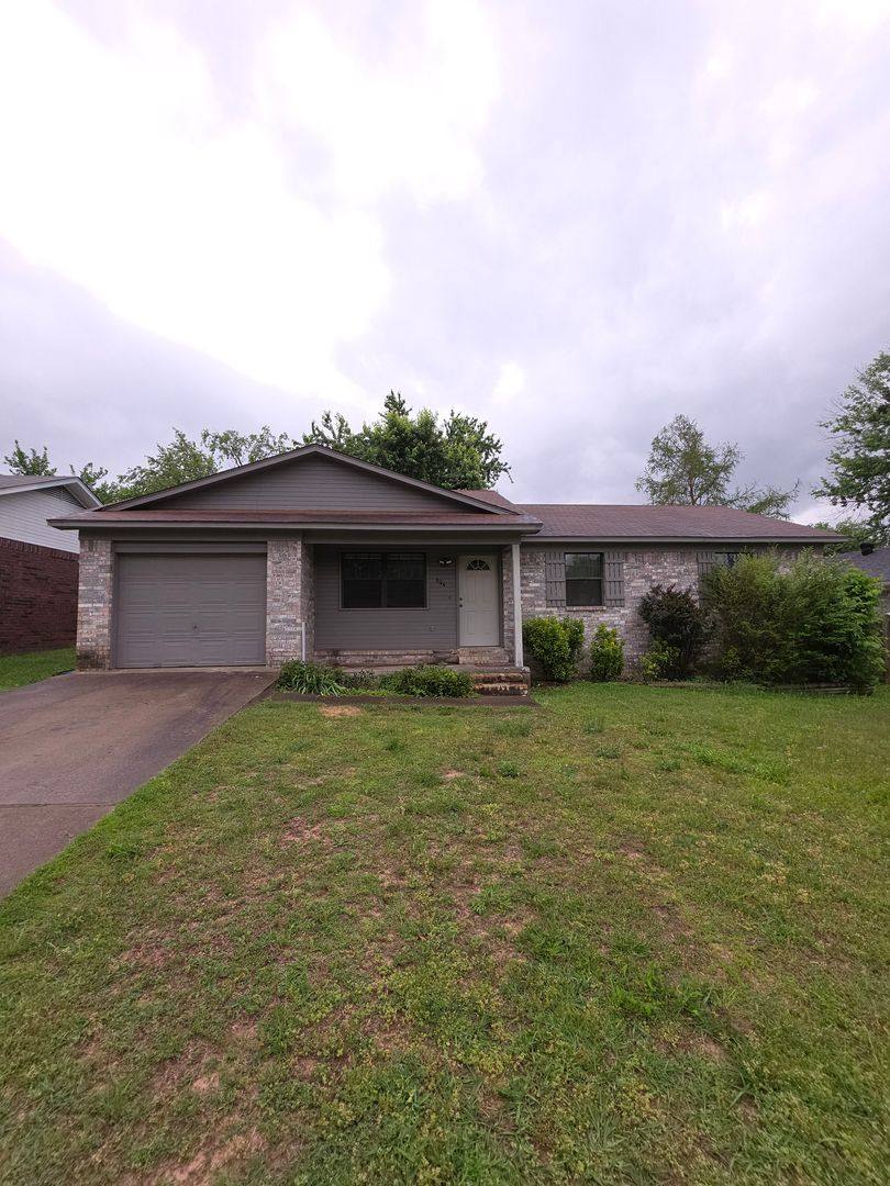 House for rent at 604 Twin Oak Dr, Russellville, AR 72802