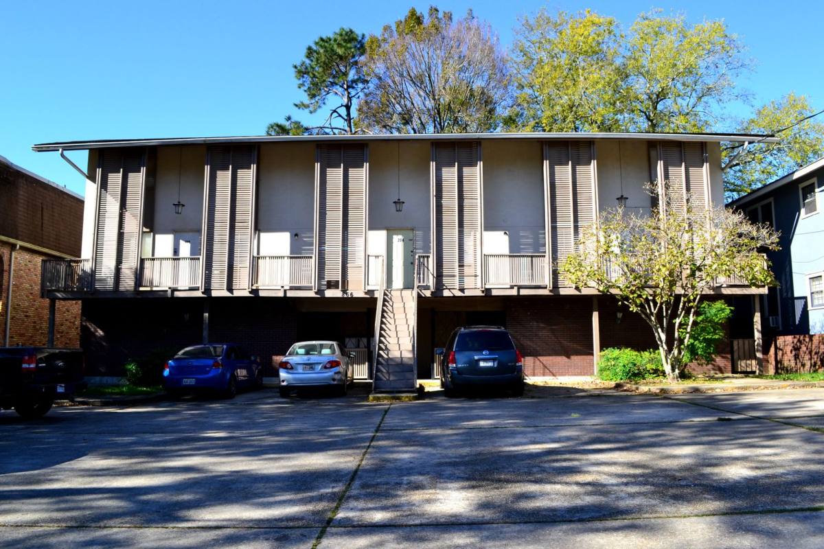 Apartment for rent at 866 Arlington Ave, Baton Rouge, LA 70806