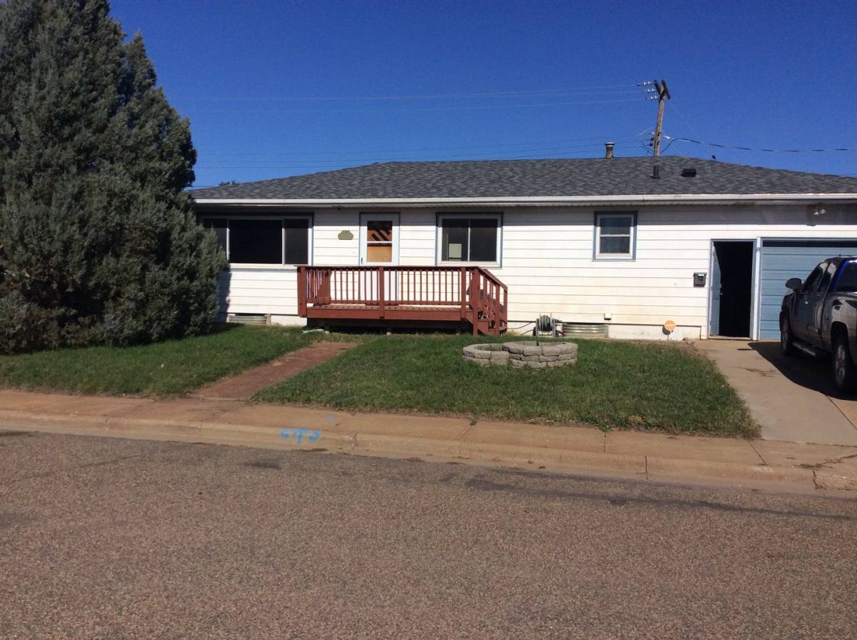 House for rent at 1360 1st St S, Dickinson, ND 58601