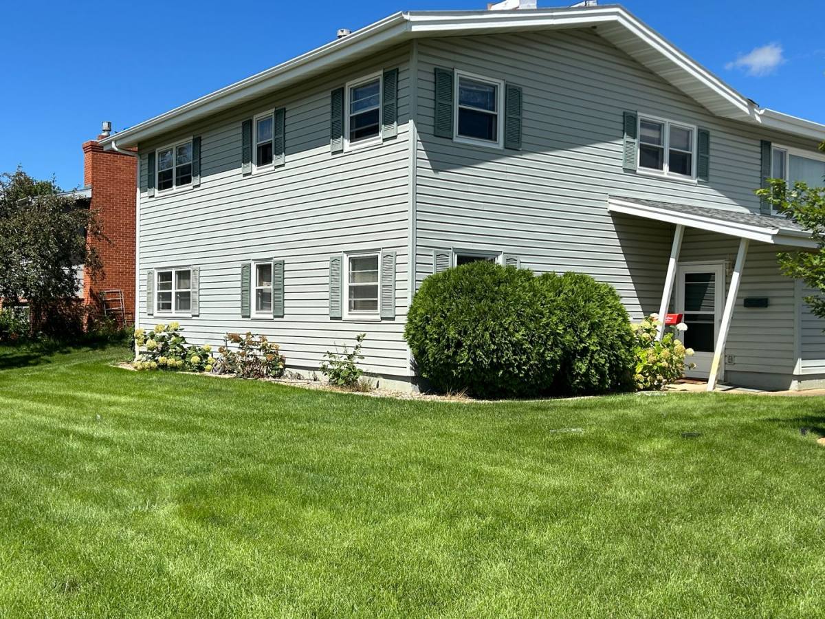 House for rent at 1227 4th Ave E, Dickinson, ND 58601