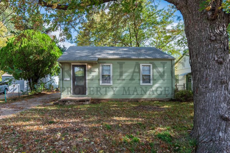 House for rent at 1022 S Yale St, Wichita, KS 67218