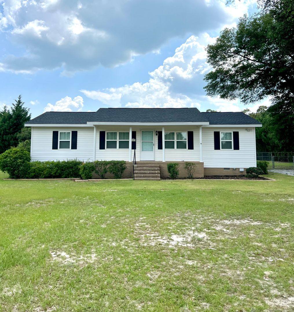 House for rent at 109 Camellia Dr, Beech Island, SC 29842
