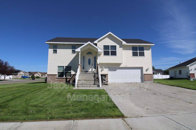 House for rent at 5223 Treyden Circle, Idaho Falls, ID 83406