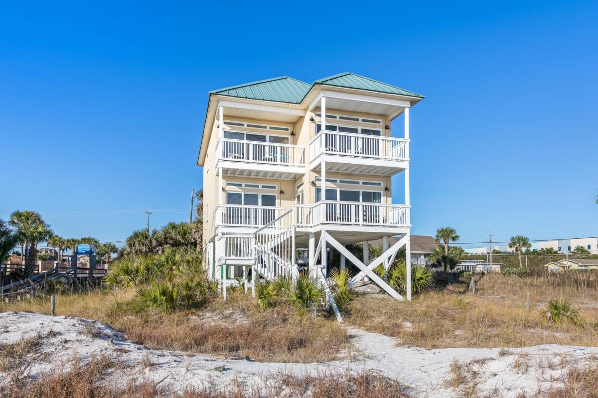 House for rent at 17609 Front Beach Rd, Panama City Beach, FL 32413