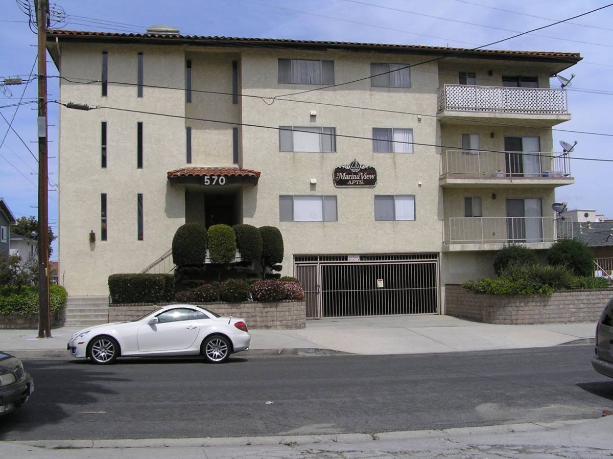 Apartment for rent at 570 W 24th St, San Pedro, CA 90731