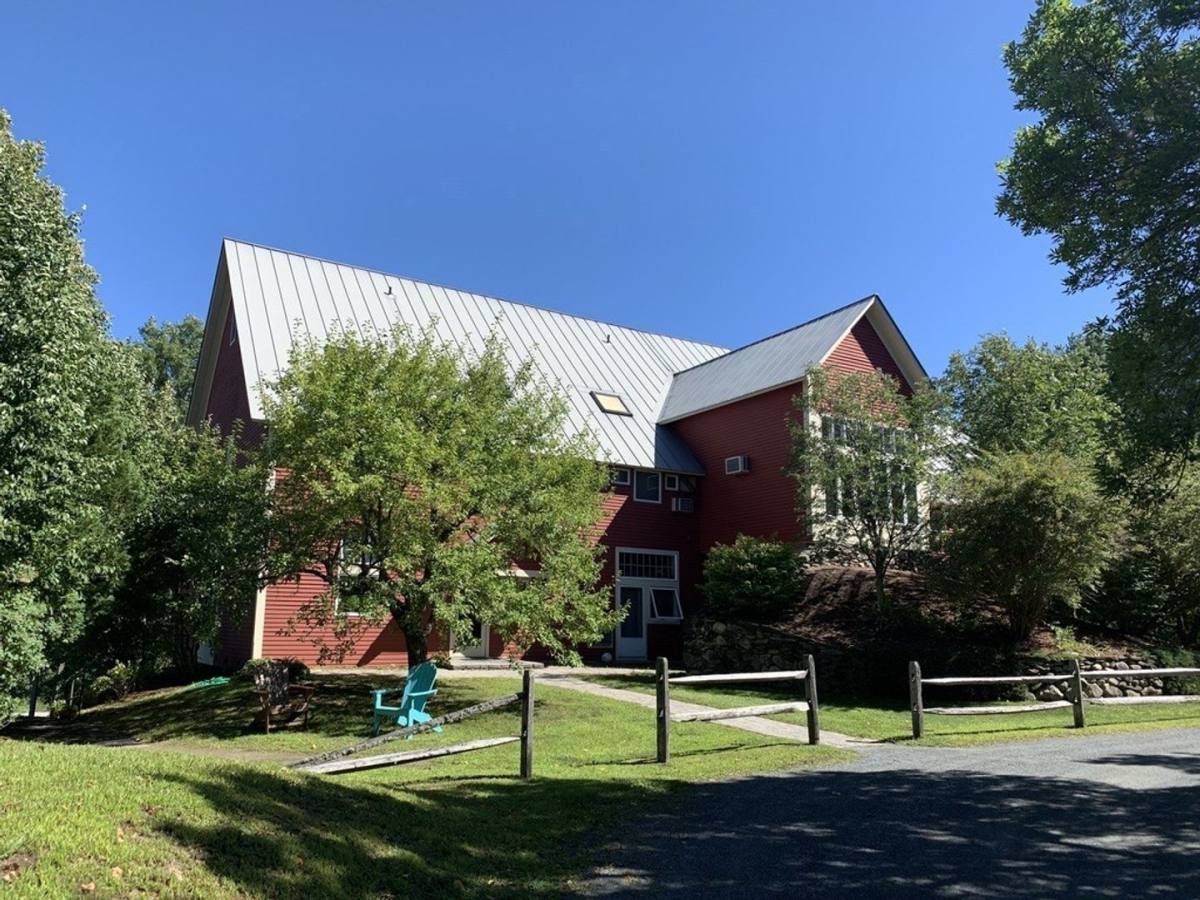 Apartment for rent at 37 Bank St, Lebanon, NH 03766
