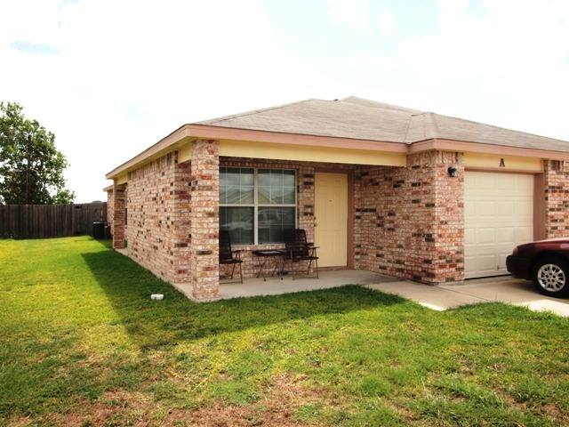 Townhouse for rent at 5204 Lauren Lea Dr, Killeen, TX 76549