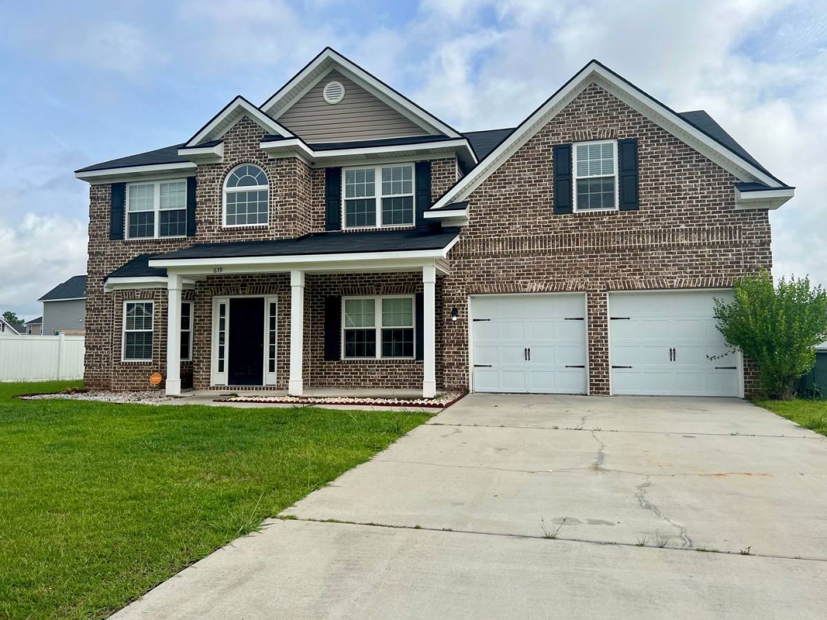 House for rent at 639 Red Oak Lane, Hinesville, GA 31313
